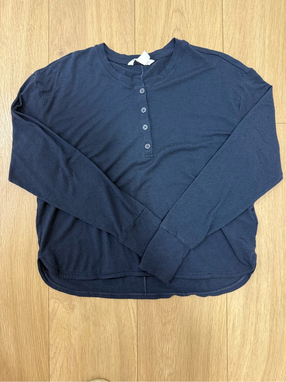 Athleta Women’s Navy Tencel Wool Henley Long Sleeve Top Size M